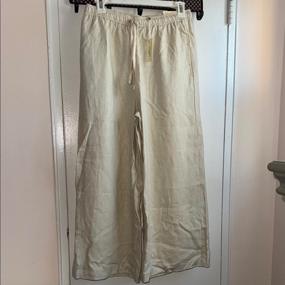 Max Studio Light Beige Skirt